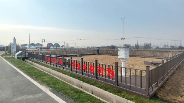 人民日報、央視新聞等權威媒體報道：成人看片网站AI“新農具”助力沃野耕“新”