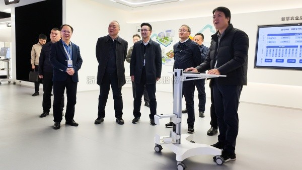 山西省農業農村廳黨組書記、廳長孫京民一行蒞臨成人看片网站調研考察