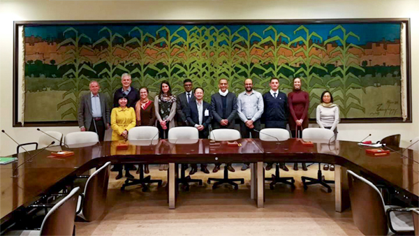  朱旭華拜訪聯合國聯農組織亞太投資處辦事處