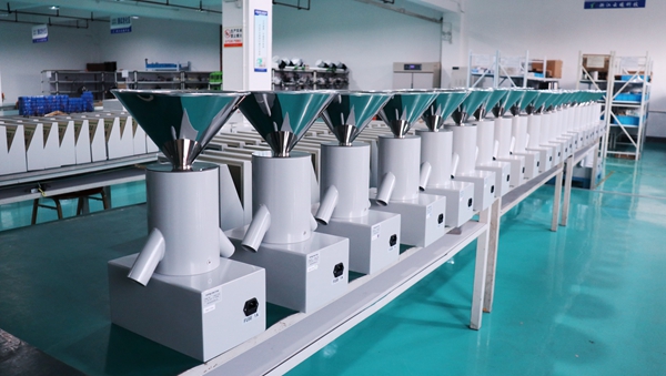 成人看片网站生產基地掠影