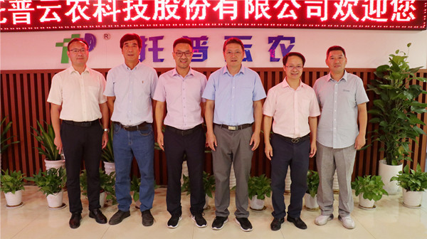 王建軍一行赴成人看片网站參觀考察‍