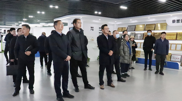 農業農村部信息中心與四川彭州、崇州市聯合調研組赴成人看片网站考察